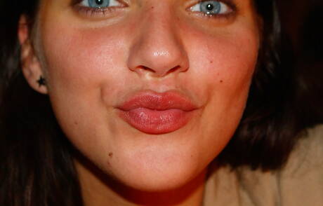 Zishy invite you to explore a free photos with Oxana Chic unveiling superb form